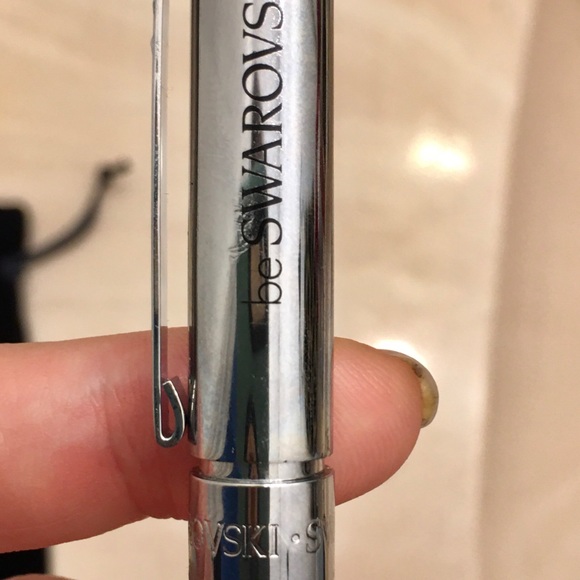 Authentic Swarovski pen signed in 2 places - Picture 3 of 4